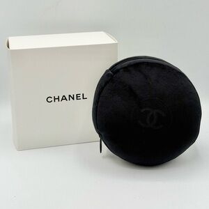 Chanel Beaute Travel Pillow and Sleep Mask Set
